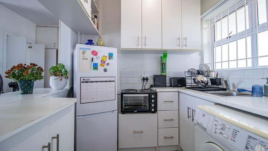 1 Bedroom Property for Sale in Observatory Western Cape